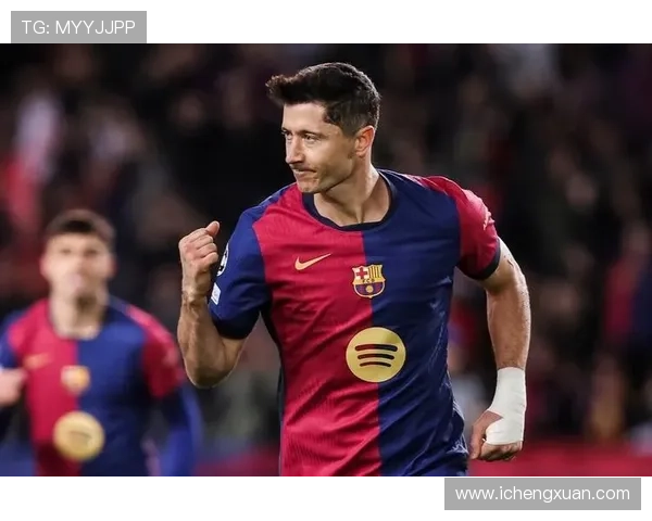 埃兰加谈莱万：比赛需全情投入